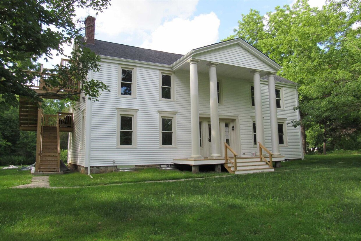 681 NY216 Unit 3, Poughquag, NY 12570 Room for Rent in Poughquag, NY