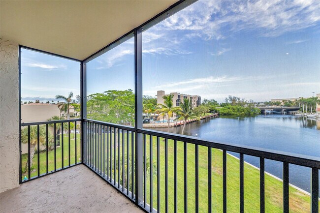 Foto del edificio - 7 Royal Palm Way