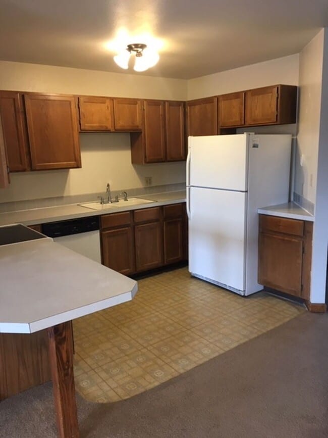 Building Photo - 1708 Erin Ct