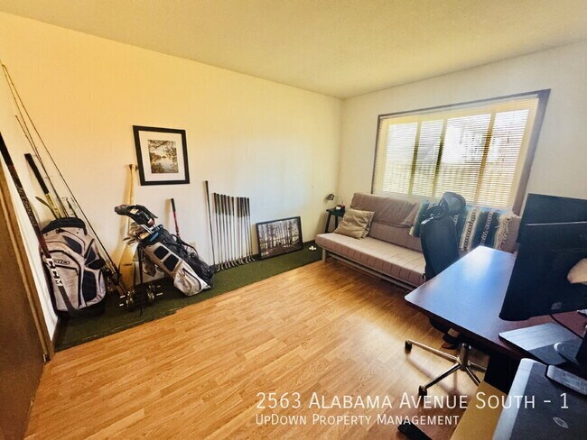 Foto del edificio - 2563 Alabama Ave S