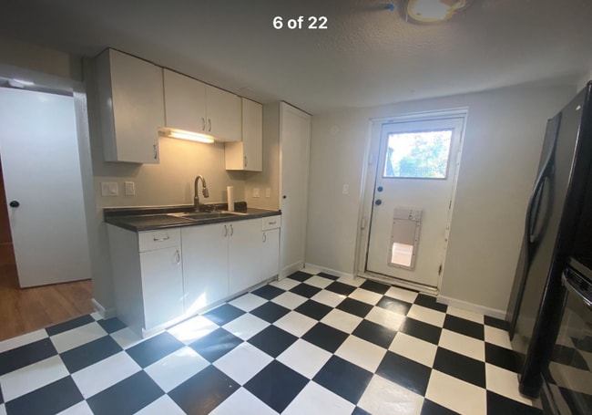 Foto del edificio - 5522 SE Ramona St