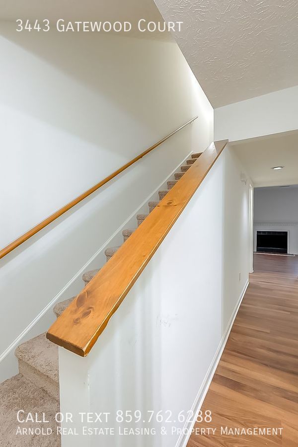 Building Photo - New 3 Bedroom 2.5 Bath Listing!