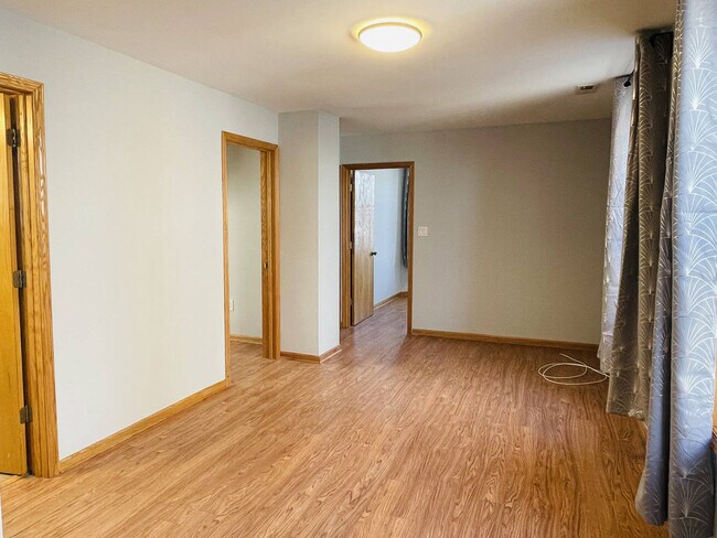 Foto del edificio - 3259 S Wood St
