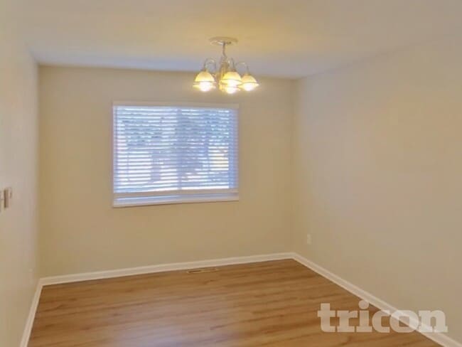 Building Photo - 1228 N Chelton Rd