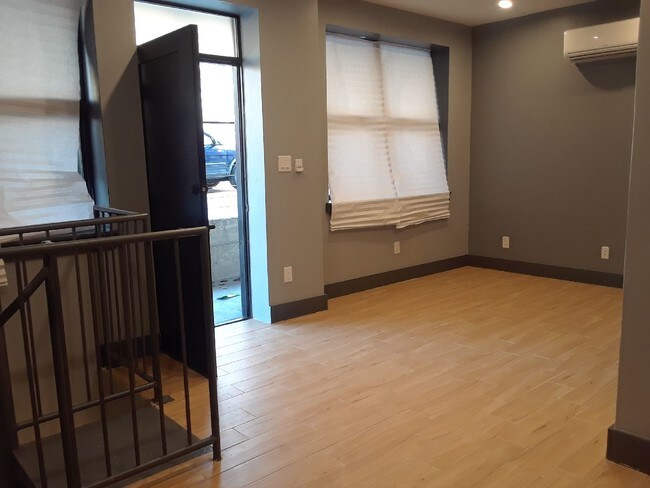 Foto del edificio - 316 Sumpter St