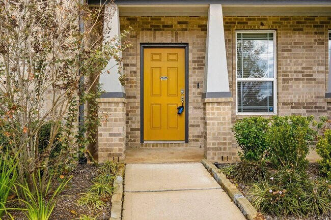 Foto del edificio - 8038 Scanlan Trce