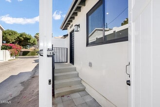 Building Photo - 2752 Westwood Blvd