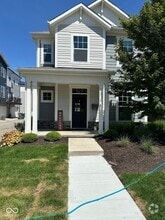 Building Photo - 213 Steeples Blvd