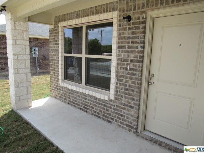 Building Photo - 1108 Stealth Ln