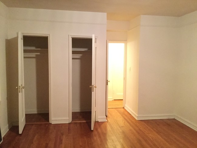 Building Photo - 252 74th St