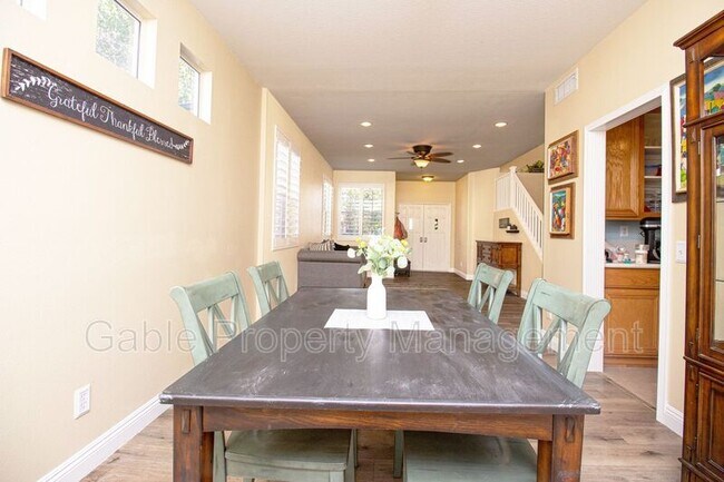 Building Photo - 28729 Woodside Dr
