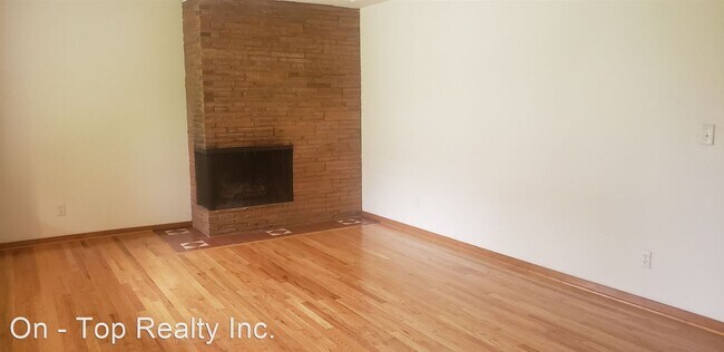 Foto del edificio - 2 br, 1 bath House - 10 W. 15th Ave.