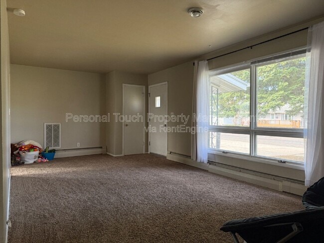 Foto del edificio - 3117 8th St N
