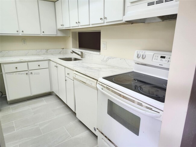 Foto del edificio - 8520 SW 133rd Avenue Rd
