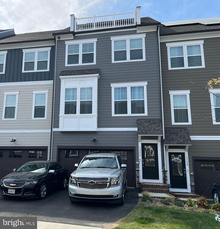 Foto principal - 1800 Cherry Birch St