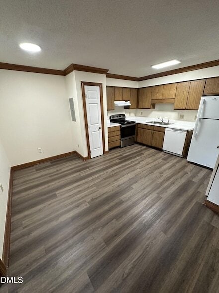 Foto del edificio - 3510 Ivy Commons Dr