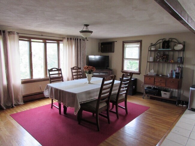 Foto del edificio - 27 Westland Ave