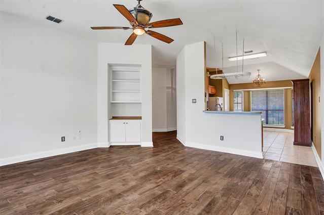Building Photo - 9113 Chesapeake Ln