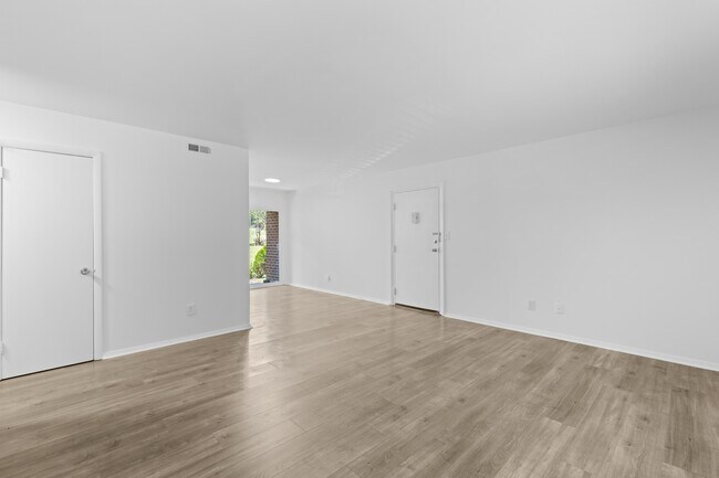 Foto del edificio - 1208 Manassas Ct