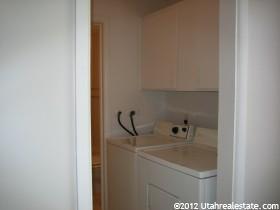 Foto del edificio - 265 E Burton Ave