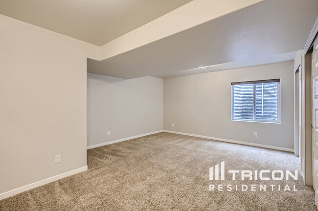 Foto del edificio - 5398 Chantry Dr