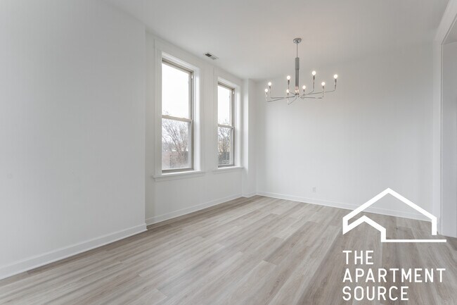 Building Photo - 2105 N Cleveland Ave