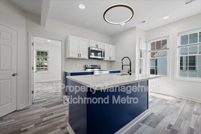 Building Photo - 2110 North Ave