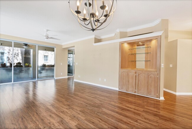Foto del edificio - 3910 Windward Passage Cir