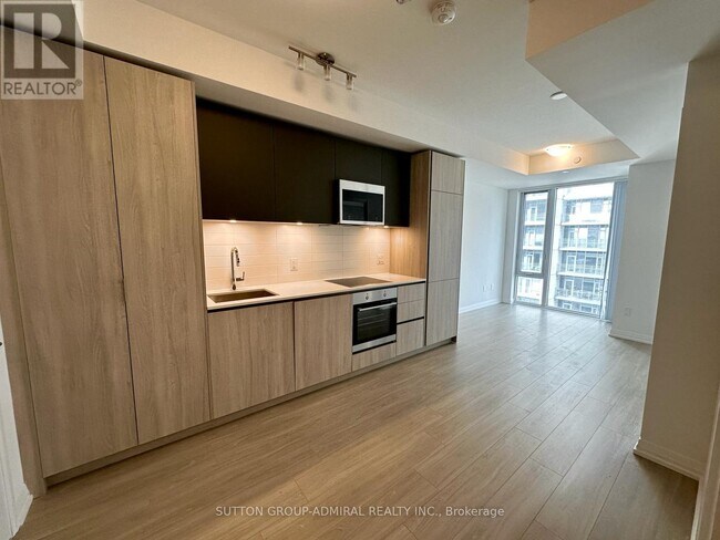 Photo du bâtiment - 8 Widmer St