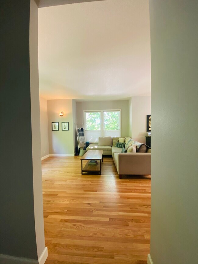 Foto del edificio - 236 SW Whitaker St