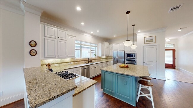 Building Photo - 8134 Caroline Ridge Dr