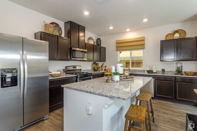 4BR, 2.5BA - 1,811SF - Aspen Vista at Anchor Pointe