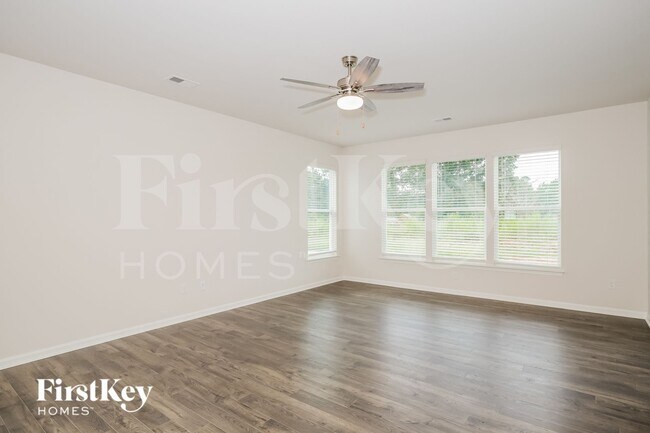 Building Photo - 17 Wild Lily Dr