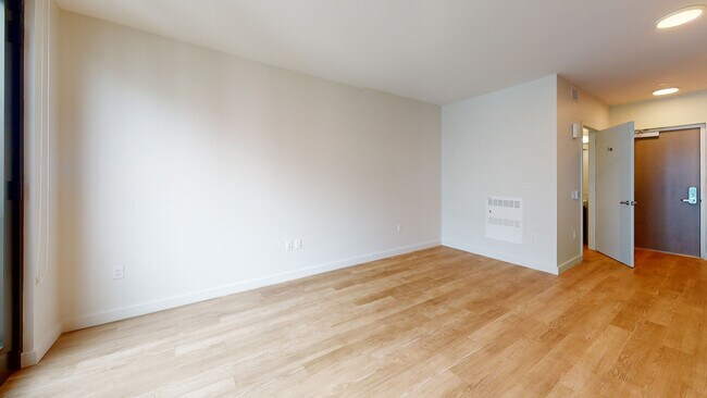 Interior Photo - HQ