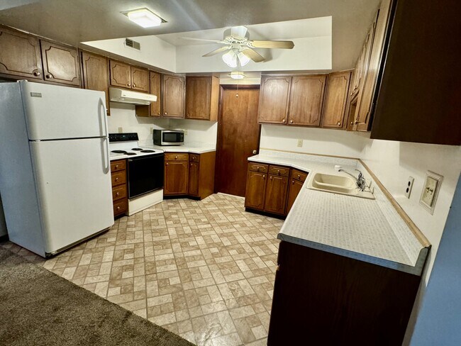 Foto del edificio - 4501 N Market St