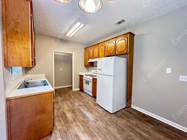 Foto del edificio - 308 Apache Dr