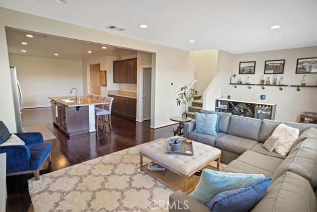 Foto del edificio - 19845 Via Kalban