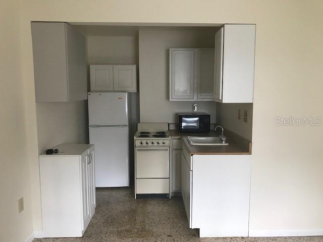 Foto del edificio - 2117 Bay St
