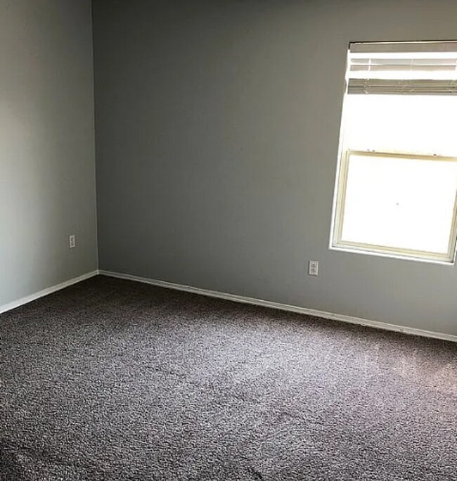 Foto del edificio - 3BR 2.5BA Home w/ Refrigerated Air near UNM (OPEN HOUSE 7/16 4:45)