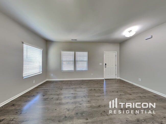 Building Photo - 426 Contentment Dr