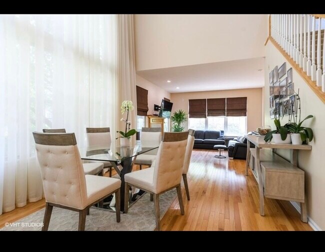 Foto del edificio - 884 Havenshire Rd