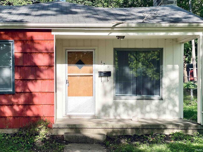 Foto del edificio - 129 S Union St