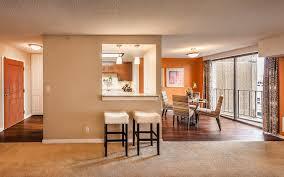 Foto principal - 356 W Harwood Rd