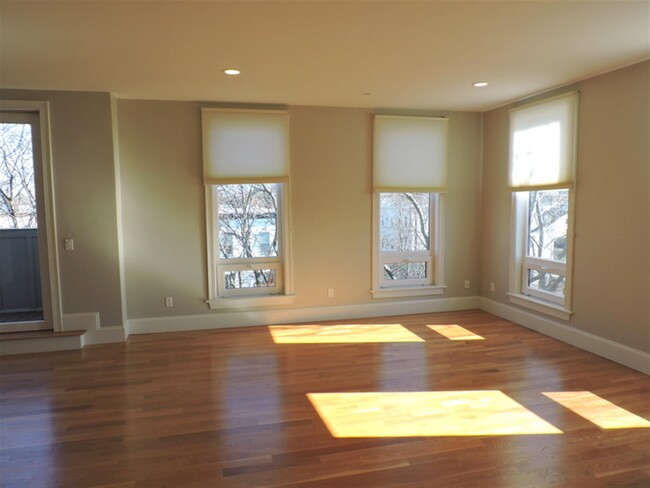 Foto del edificio - 166 Hampshire St