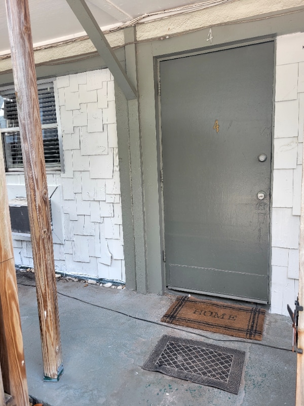 Primary Photo - 1120 17th St N