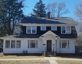 Building Photo - 1029 Wood St
