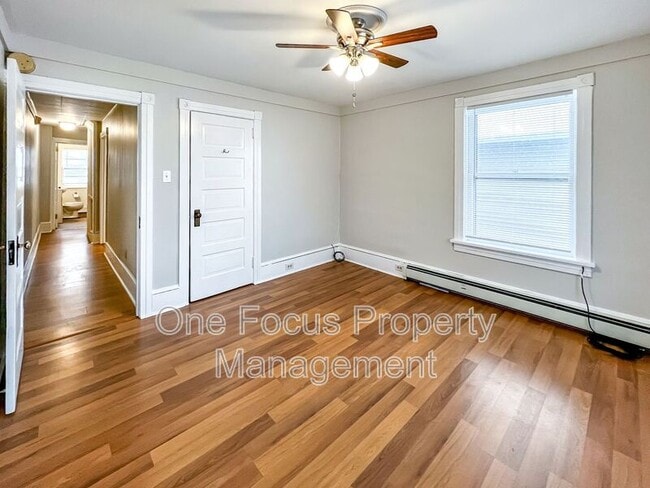 Foto del edificio - 638 1/2 Sixth Ave