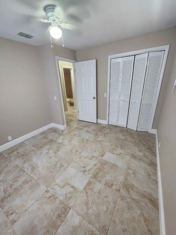 Foto del edificio - 5605 Struthers Ct