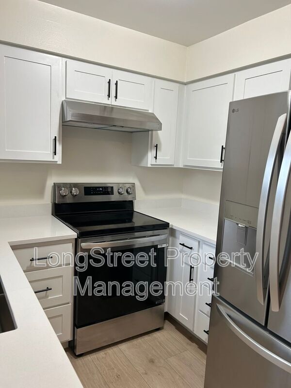 Foto del edificio - 11380 SW Greenburg Rd