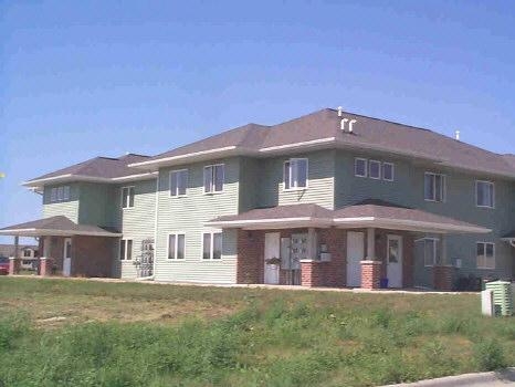Building Photo - 850 Cedar St